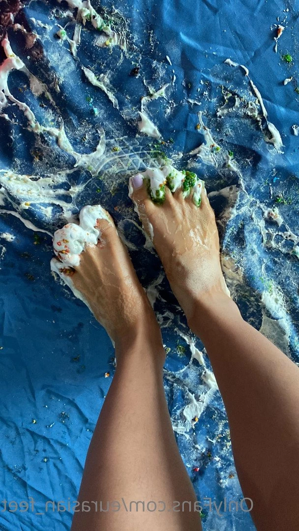 Eurasian Feet [ eurasian_feet ] Onlyfans leaked photo 2333122 on Hotleaks.tv