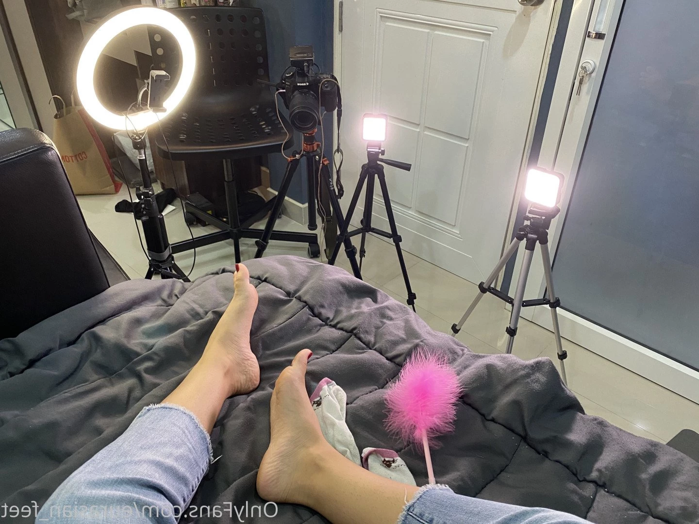 Eurasian Feet [ eurasian_feet ] Onlyfans leaked photo 4481164 on Hotleaks.tv