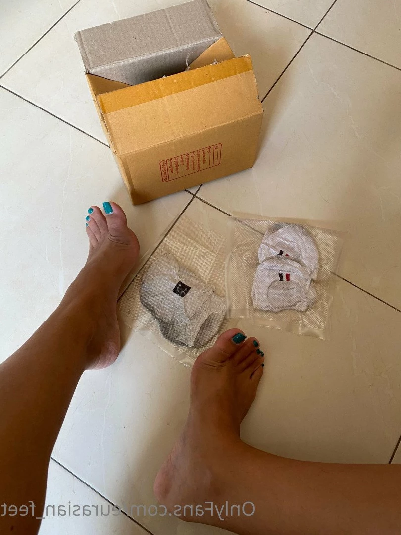 Eurasian Feet [ eurasian_feet ] Onlyfans leaked photo 4481908 on Hotleaks.tv