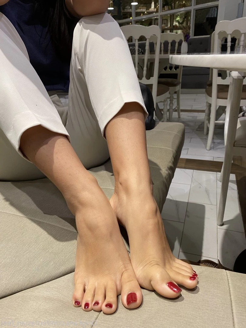 Eurasian Feet [ eurasian_feet ] Onlyfans leaked photo 4483125 on Hotleaks.tv