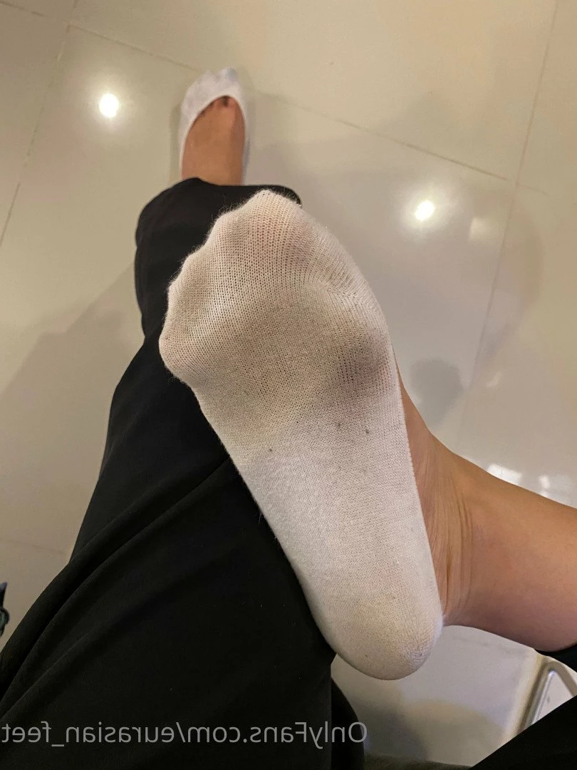 Eurasian Feet [ eurasian_feet ] Onlyfans leaked photo 4484365 on Hotleaks.tv