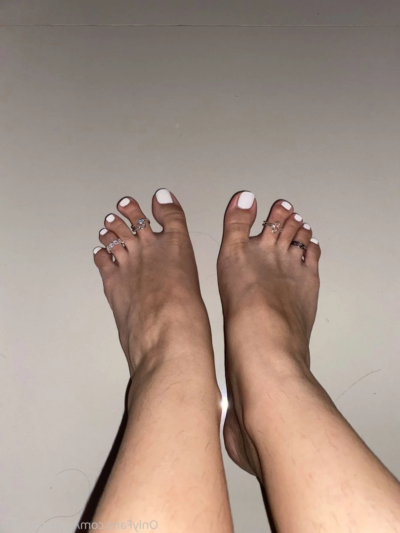 Eurasian Feet [ eurasian_feet ] Onlyfans leaked photo 4486146 on Hotleaks.tv