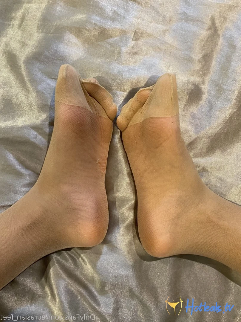 Eurasian Feet [ eurasian_feet ] Onlyfans leaked photo 4486675 on Hotleaks.tv