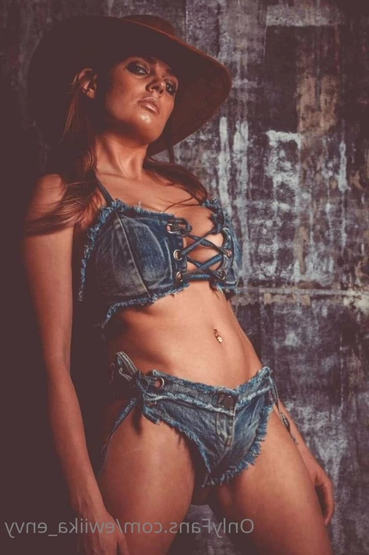 ewiika_envy Onlyfans leaked photo 2380858 on Hotleaks.tv