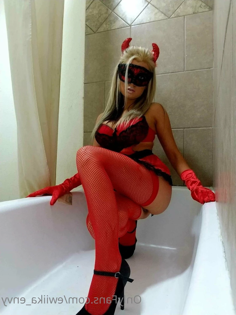 ewiika_envy Onlyfans leaked photo 6283275 on Hotleaks.tv