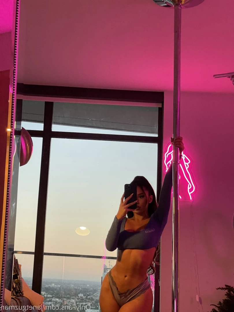 Janet Guzman 🔞 [ janetguzman ] Onlyfans leaked photo 3937551 on Hotleaks.tv
