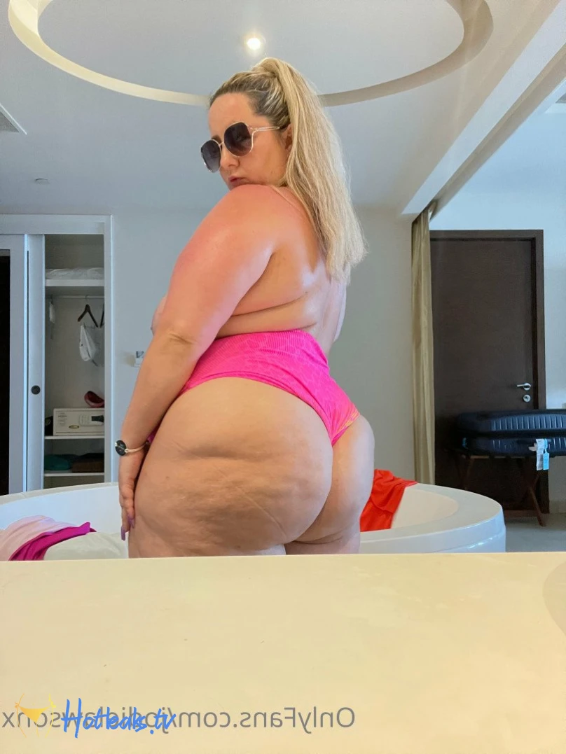 BIG BOOTY JODIE [ jodielawsonx ] Onlyfans leaked photo 2330361 on Hotleaks.tv