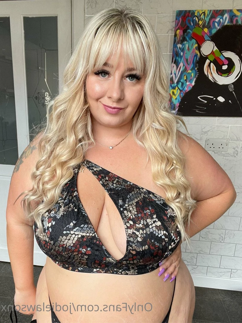 BIG BOOTY JODIE [ jodielawsonx ] Onlyfans leaked photo 2343455 on Hotleaks.tv