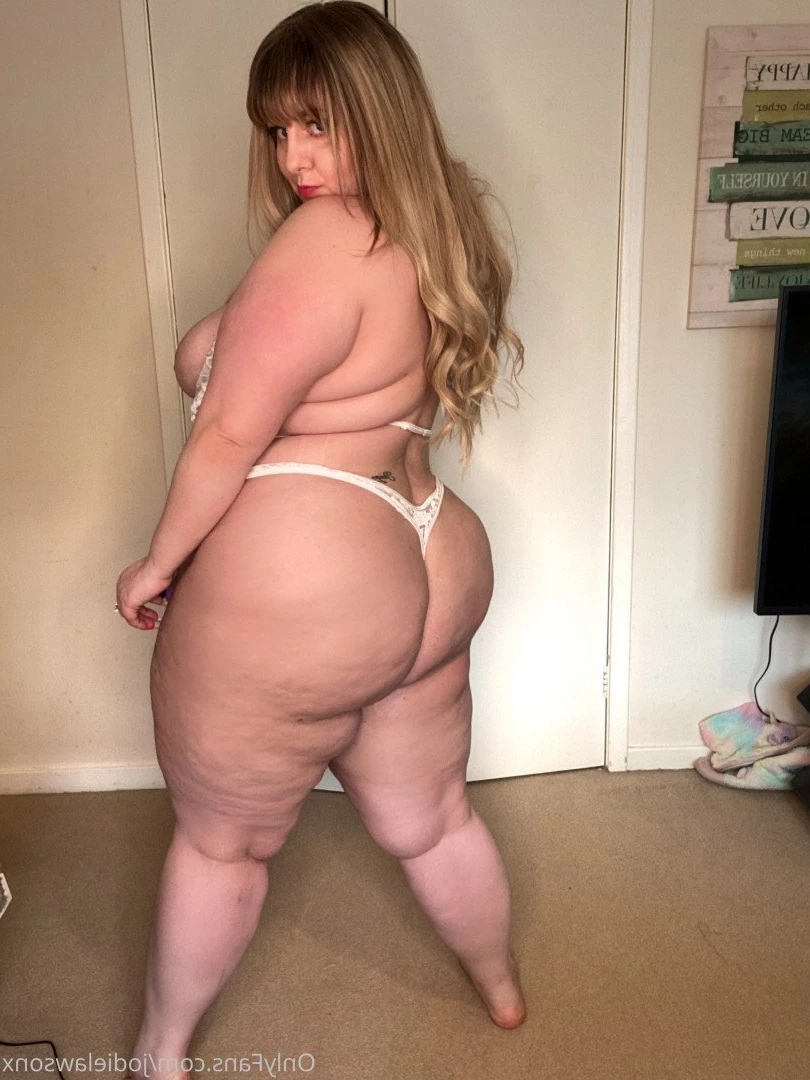 BIG BOOTY JODIE [ jodielawsonx ] Onlyfans leaked photo 2354539 on Hotleaks.tv
