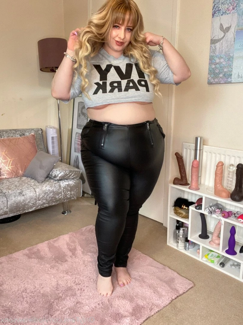 BIG BOOTY JODIE [ jodielawsonx ] Onlyfans leaked photo 2365694 on Hotleaks.tv
