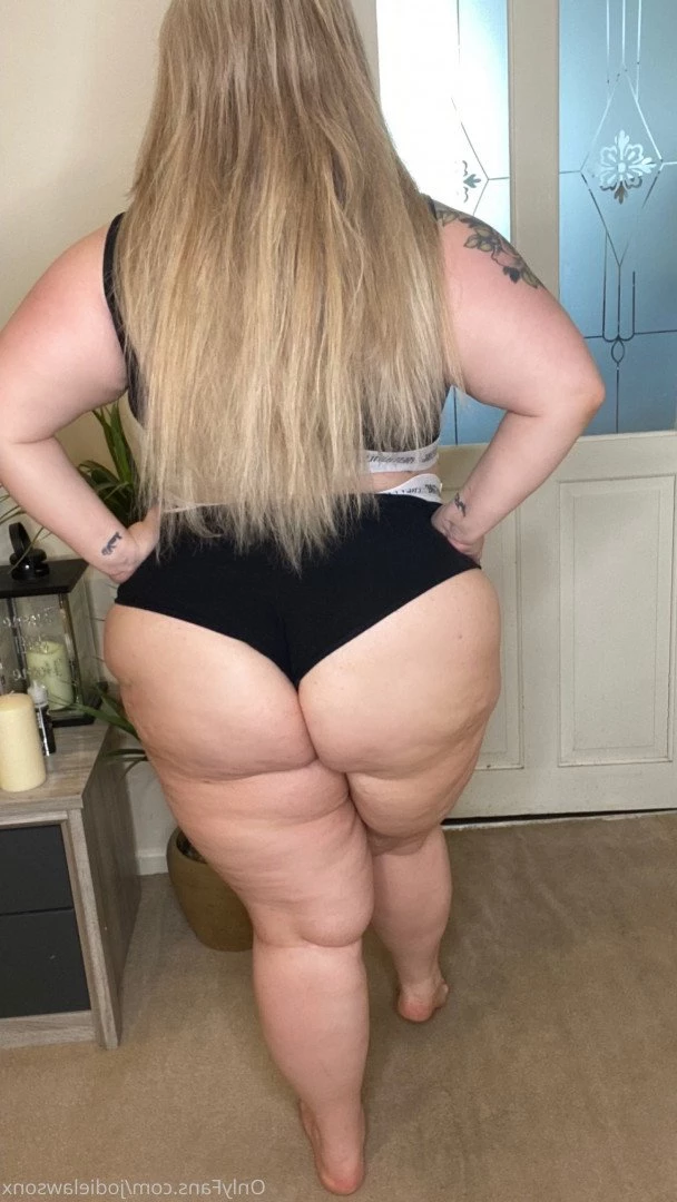 BIG BOOTY JODIE [ jodielawsonx ] Onlyfans leaked photo 2371307 on Hotleaks.tv