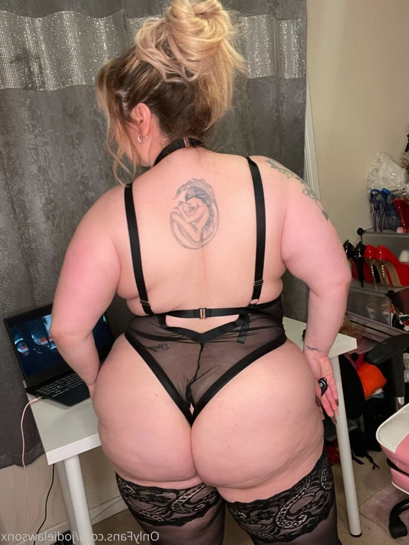 BIG BOOTY JODIE [ jodielawsonx ] Onlyfans leaked photo 2378290 on Hotleaks.tv