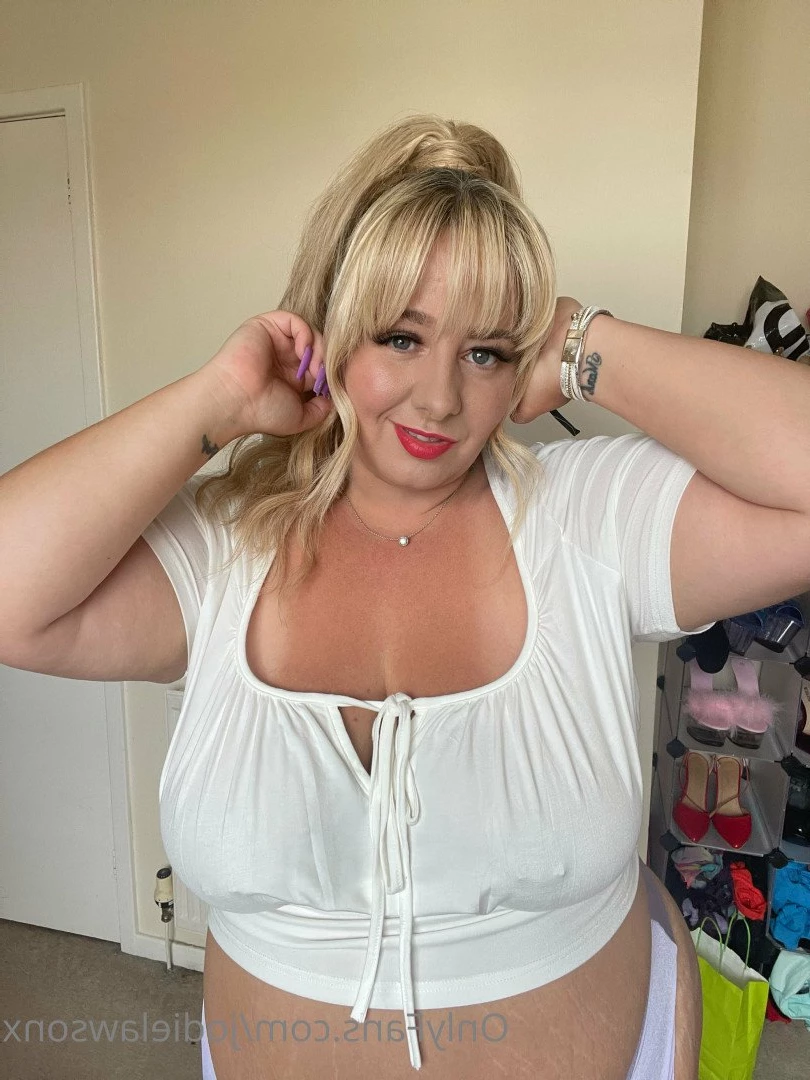BIG BOOTY JODIE [ jodielawsonx ] Onlyfans leaked photo 2432907 on Hotleaks.tv