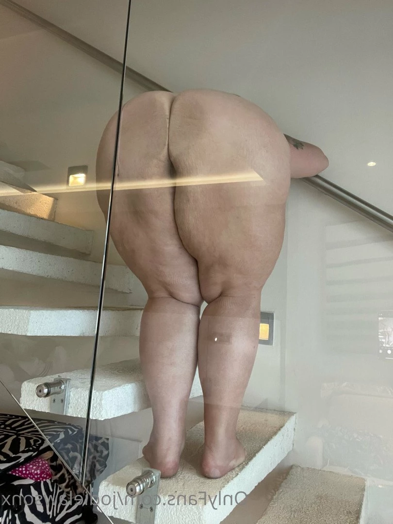BIG BOOTY JODIE [ jodielawsonx ] Onlyfans leaked photo 2451375 on Hotleaks.tv
