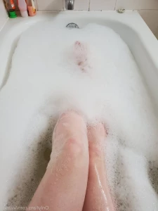 2347018