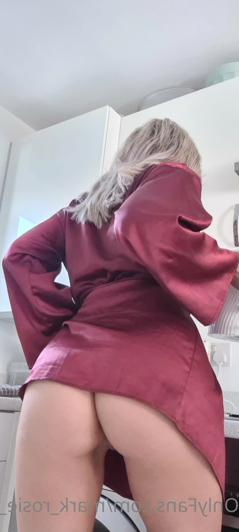 Mark &amp; Rosie [ mark_rosie_bg ] Onlyfans leaked photo 15597119 on Hotleaks.tv