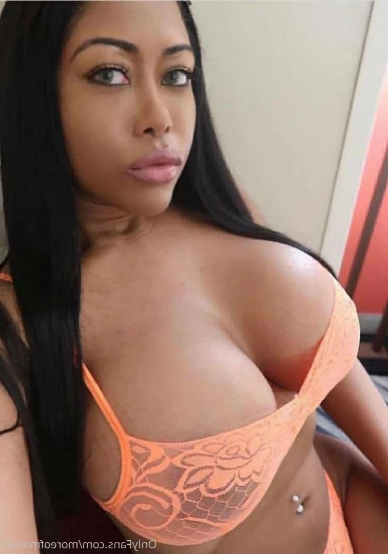 Moriah mills [ moreofmoriah ] Onlyfans leaked photo 6115540 on Hotleaks.tv