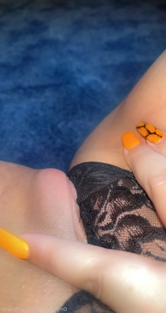 Scarlet💗 I wanna chat 😇 [ moreofscarlet ] Onlyfans leaked photo 4591287 on Hotleaks.tv