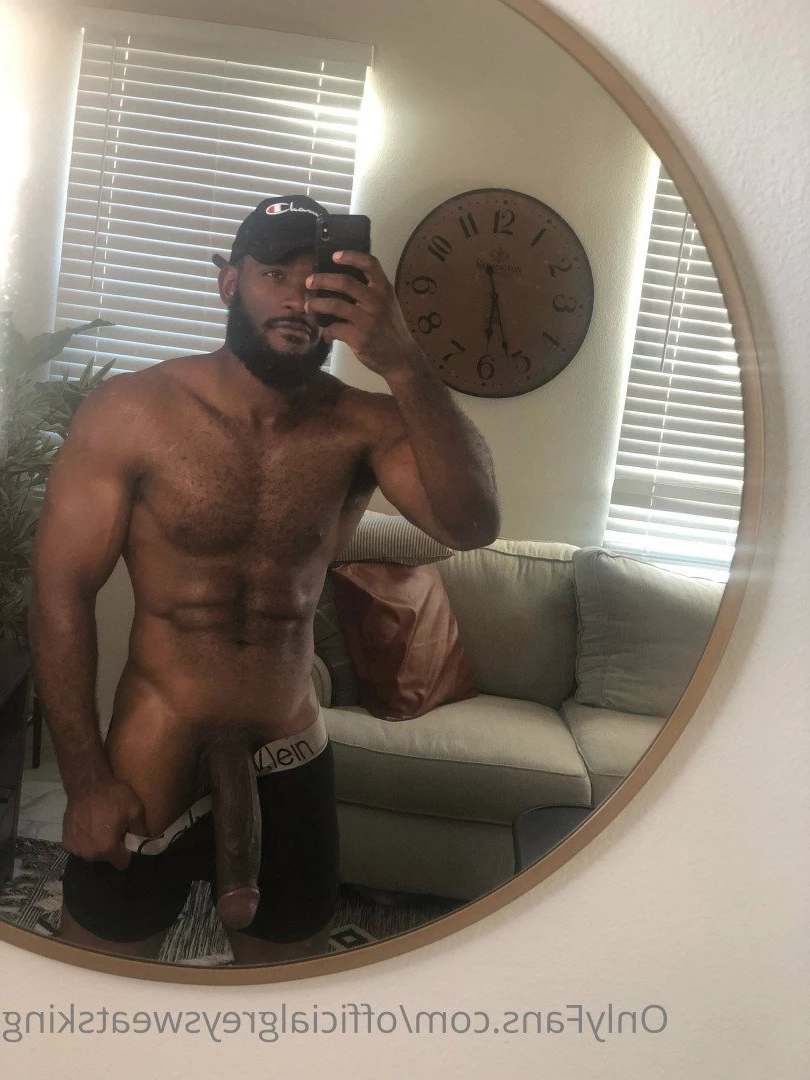 Marshall Price [ officialgreysweatsking ] Onlyfans leaked photo 2304234 on Hotleaks.tv