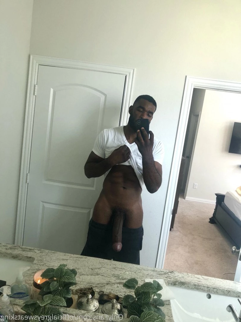 Marshall Price [ officialgreysweatsking ] Onlyfans leaked photo 2304734 on Hotleaks.tv