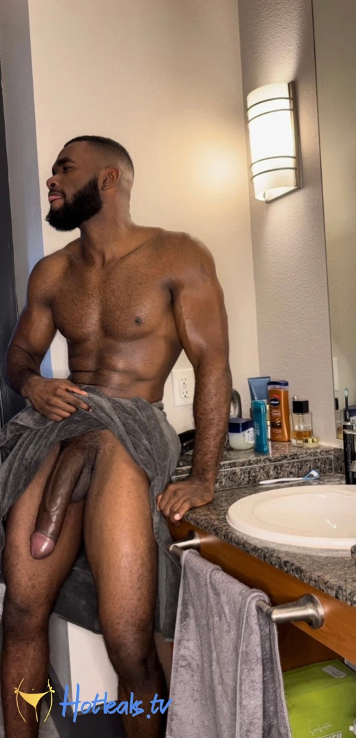 Marshall Price [ officialgreysweatsking ] Onlyfans leaked photo 6454366 on Hotleaks.tv