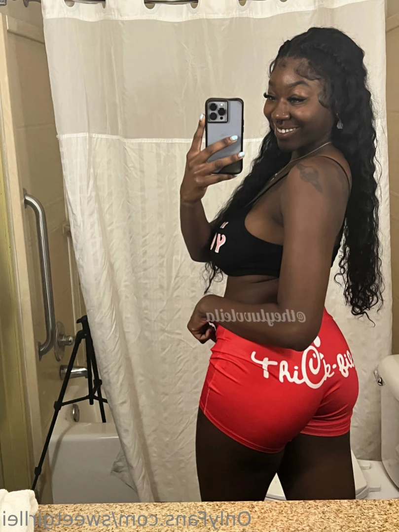 Goddess Lei/ Frequen3y 💕👸🏾 [ sweetgirllei ] Onlyfans leaked photo 13273423 on Hotleaks.tv