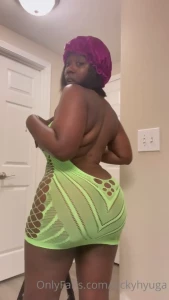 icky vicky🍒 [ vickyhyuga ] Onlyfans leaked video 4816297 on Hotleaks.tv