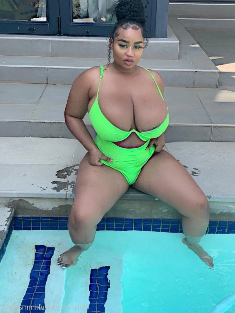 Kim Tiddies [ kim-tiddies ] Onlyfans leaked photo 4031787 on Hotleaks.tv
