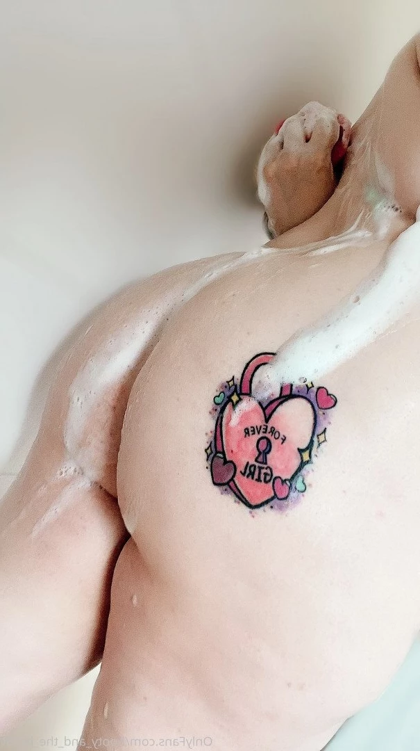 🍭Lolly Dreadful🍭 [ lolly_dreadful ] Onlyfans leaked photo 2347799 on Hotleaks.tv