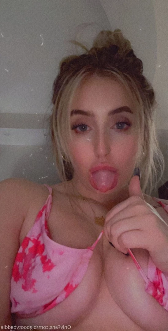 ASHLEY UR GF 📱😋💘 [ freshmenashley2 ] Onlyfans leaked photo 1428671 on Hotleaks.tv