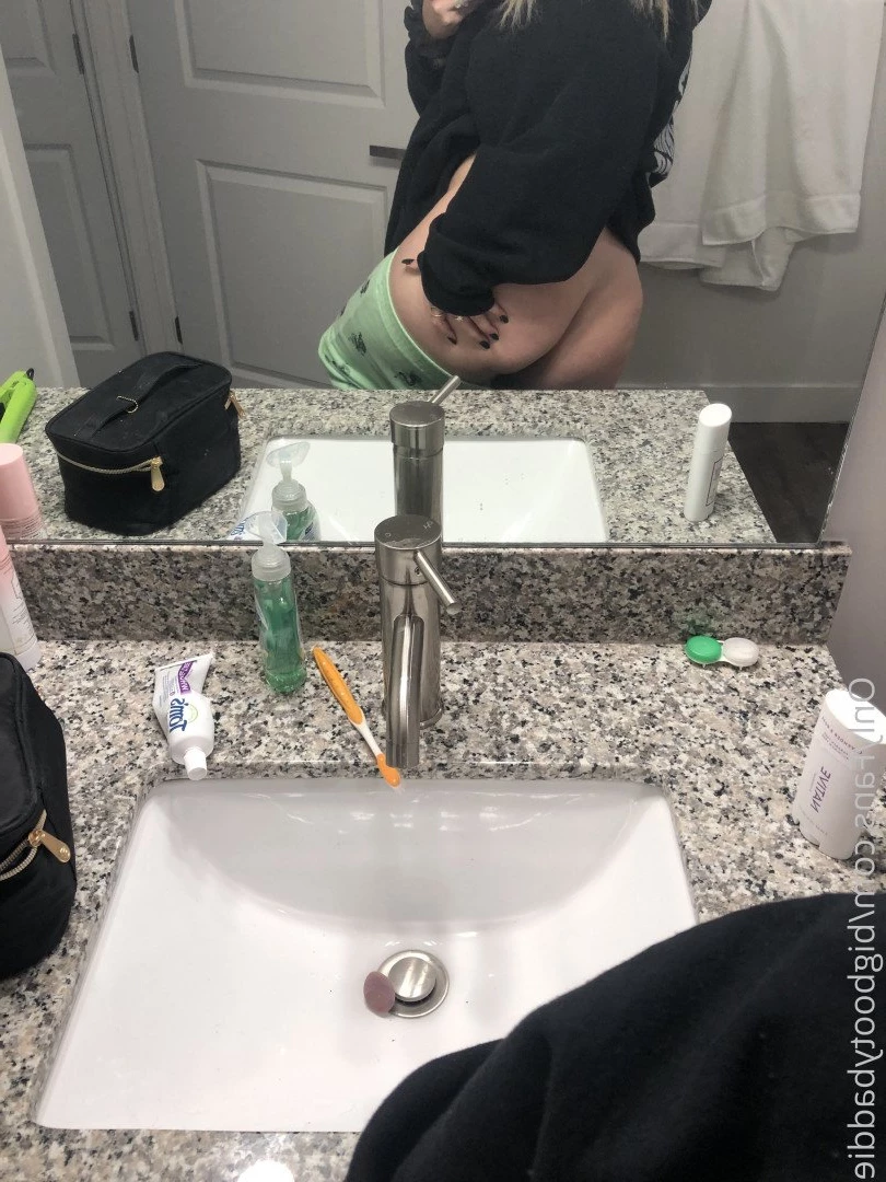 ASHLEY UR GF 📱😋💘 [ freshmenashley2 ] Onlyfans leaked photo 1428697 on Hotleaks.tv