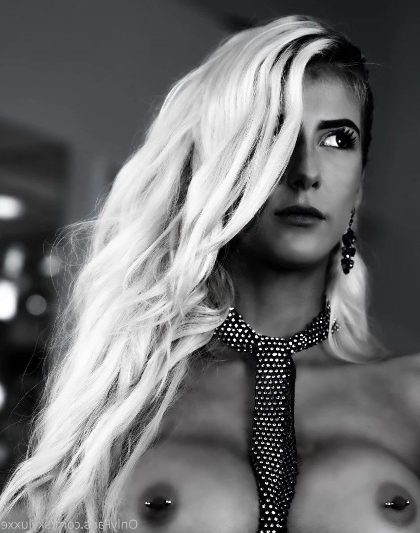 Sky Luxxe [ skyluxxe ] Onlyfans leaked photo 2318926 on Hotleaks.tv