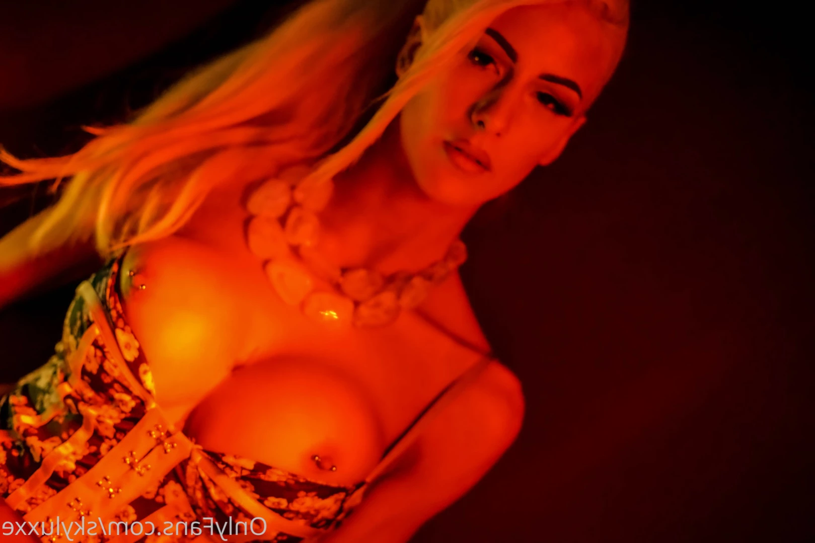 Sky Luxxe [ skyluxxe ] Onlyfans leaked photo 14154314 on Hotleaks.tv