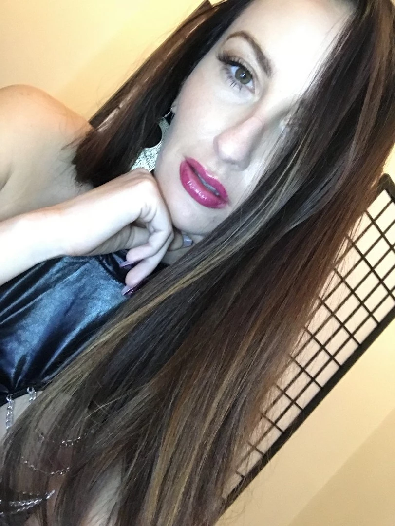Sophia Smith Mum Next Door [ sophiasmithuk ] Onlyfans leaked photo 3831745 on Hotleaks.tv