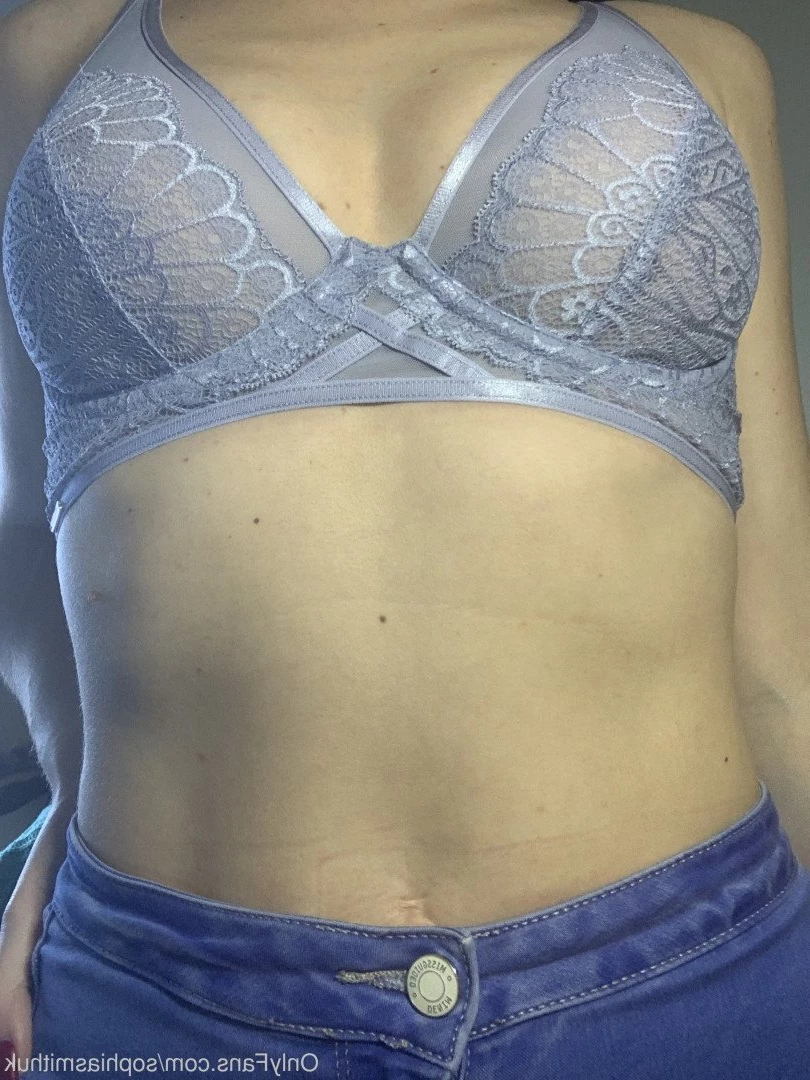 Sophia Smith Mum Next Door [ sophiasmithuk ] Onlyfans leaked photo 4235651 on Hotleaks.tv