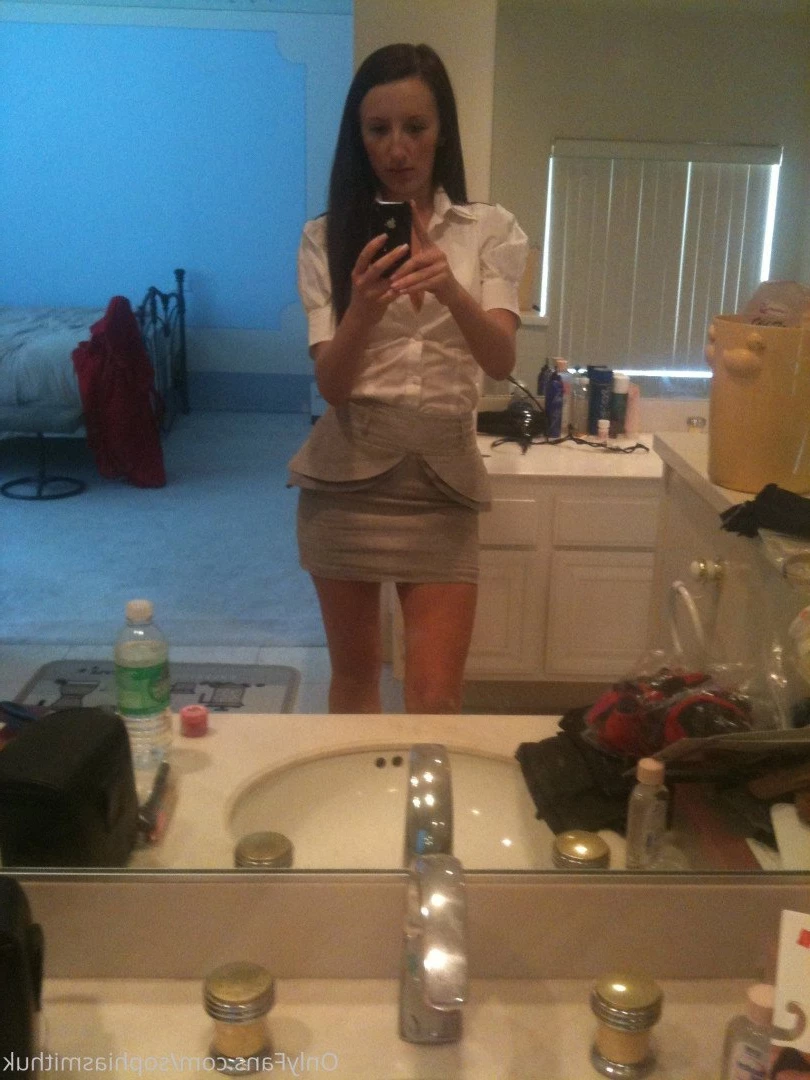 Sophia Smith Mum Next Door [ sophiasmithuk ] Onlyfans leaked photo 4325754 on Hotleaks.tv