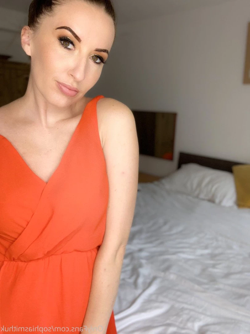 Sophia Smith Mum Next Door [ sophiasmithuk ] Onlyfans leaked photo 4383867 on Hotleaks.tv