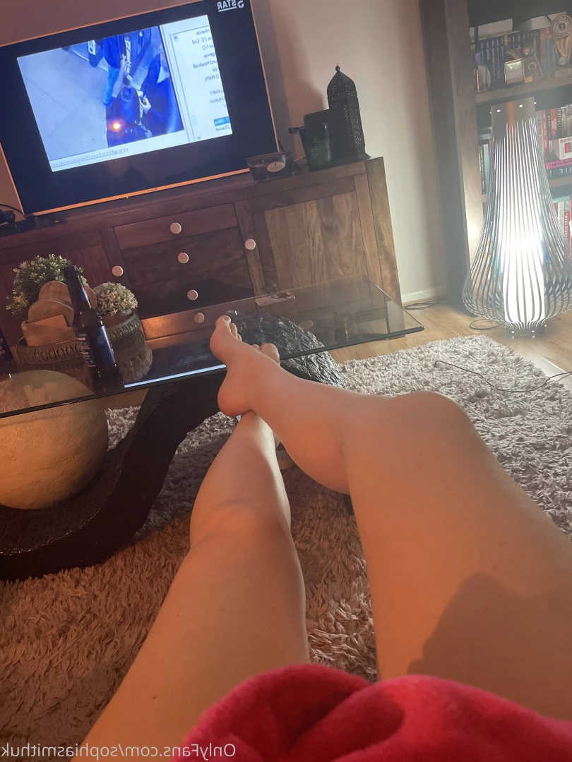 Sophia Smith Mum Next Door [ sophiasmithuk ] Onlyfans leaked photo 6266361 on Hotleaks.tv