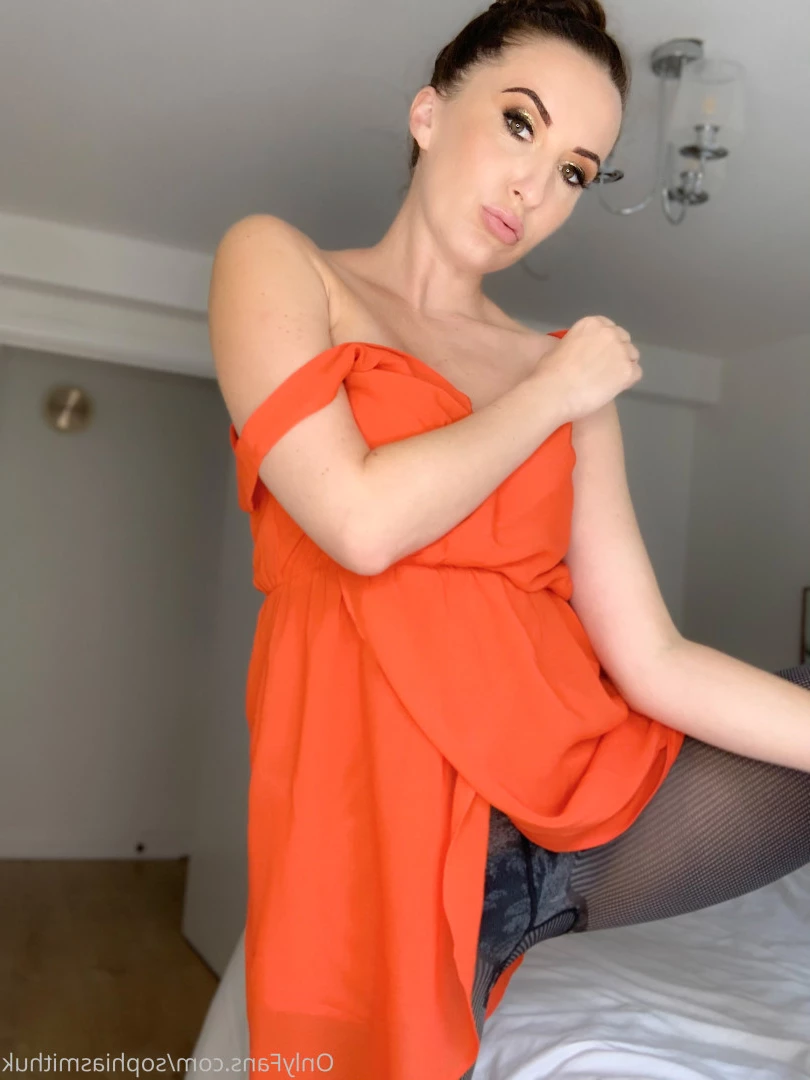 Sophia Smith Mum Next Door [ sophiasmithuk ] Onlyfans leaked photo 6266727 on Hotleaks.tv