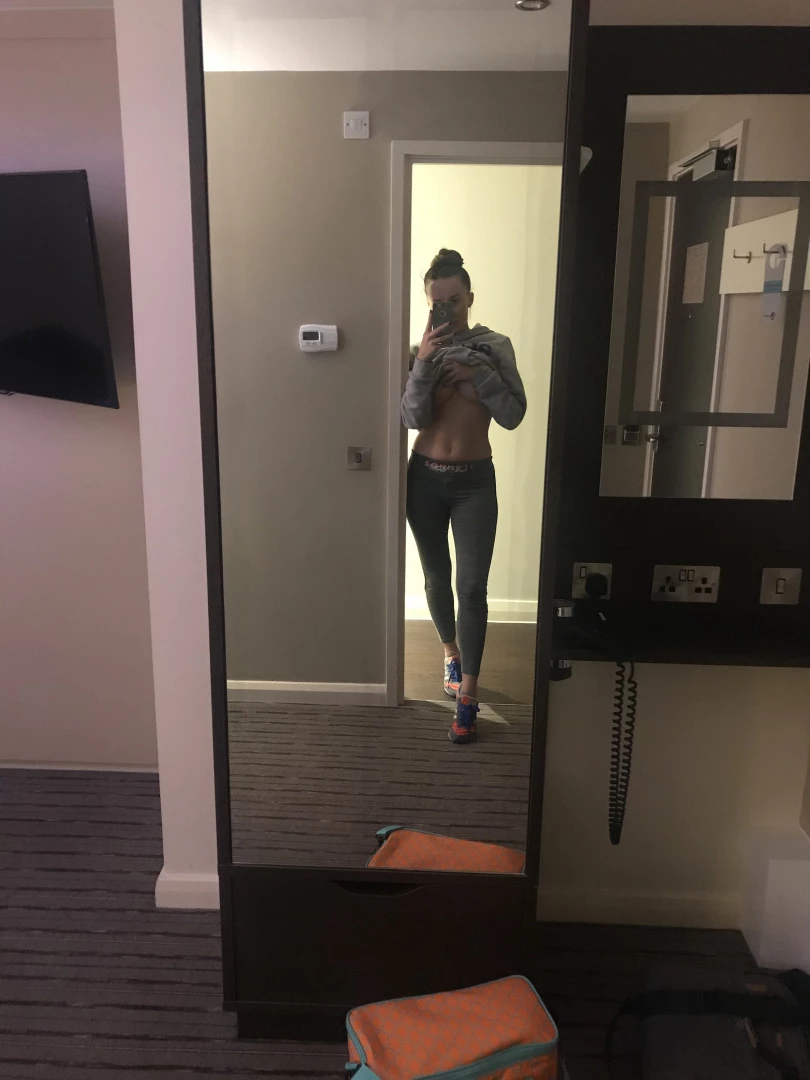 Sophia Smith Mum Next Door [ sophiasmithuk ] Onlyfans leaked photo 6268490 on Hotleaks.tv