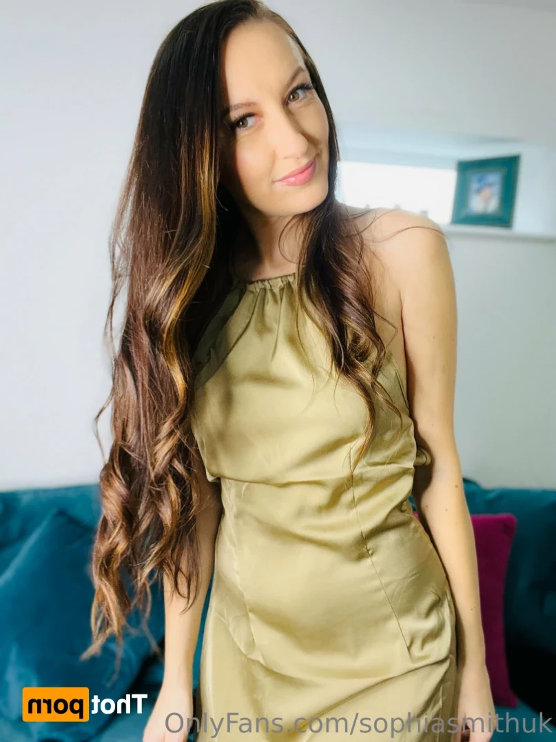 Sophia Smith Mum Next Door [ sophiasmithuk ] Onlyfans leaked photo 14388619 on Hotleaks.tv