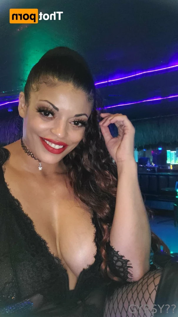 ALIGURLGYPSY212💋🔮👑 [ aligurlgypsy212 ] Onlyfans leaked photo 13556427 on Hotleaks.tv