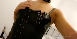 2101100