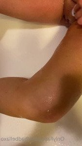 Bad Bella ❌⭕️ $4️⃣ BISEXUAL BABE❗️ [ badbellaxo ] Onlyfans leaked video 2554741 on Hotleaks.tv