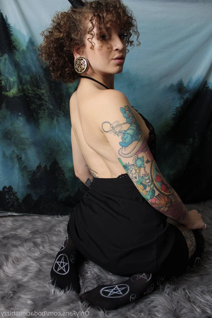 Bizzyketto [ bodaciousbizzy ] Onlyfans leaked photo 2315874 on Hotleaks.tv