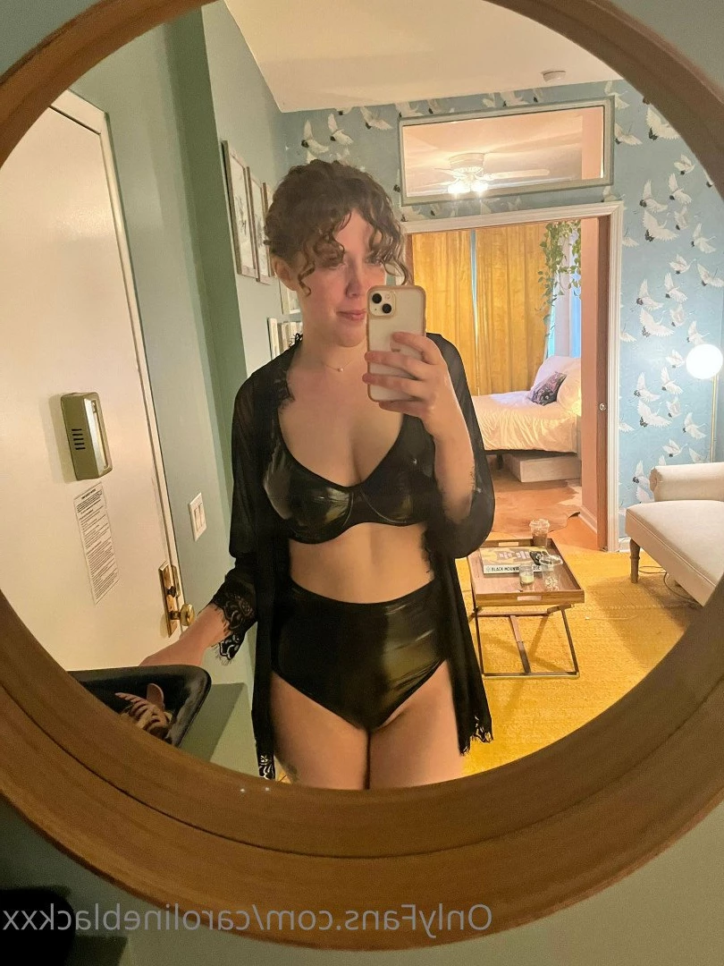 Caroline Black [ carolineblackxx ] Onlyfans leaked photo 2373934 on Hotleaks.tv