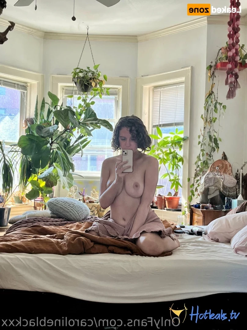 Caroline Black [ carolineblackxx ] Onlyfans leaked photo 15748010 on Hotleaks.tv