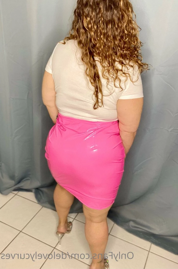 BIG BOOTY SEXTER [ delovelycurves ] Onlyfans leaked photo 2312613 on Hotleaks.tv