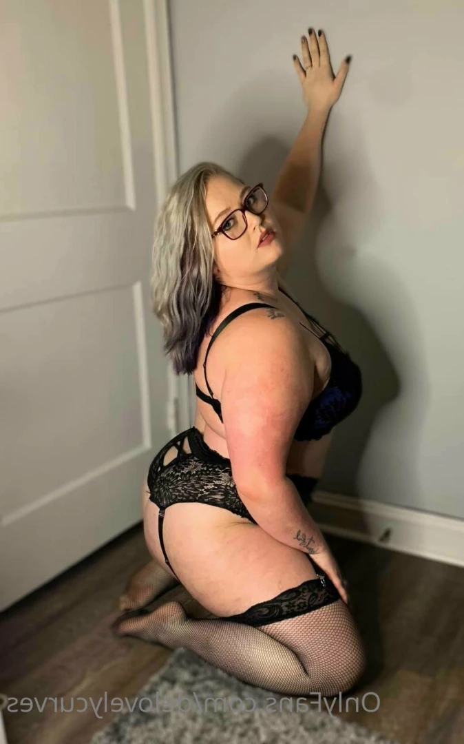 BIG BOOTY SEXTER [ delovelycurves ] Onlyfans leaked photo 6098319 on Hotleaks.tv
