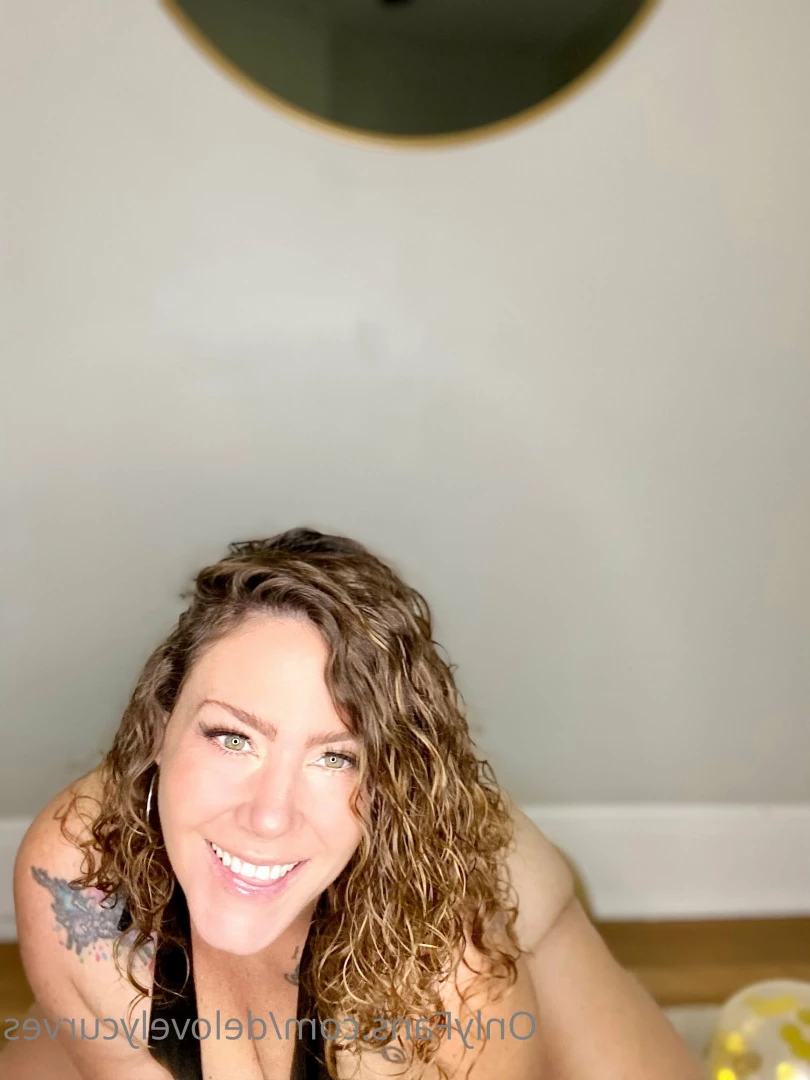 BIG BOOTY SEXTER [ delovelycurves ] Onlyfans leaked photo 6098423 on Hotleaks.tv